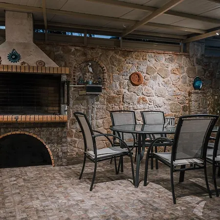 Hb Modern アパート